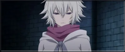 Roda est la plus fidèle alliée de Noir, elle l'accompagnait déjà sous forme de chien sauvage lorsqu'il se faisait appeler Gauche. C'est dans :