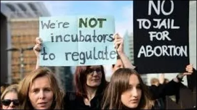 Au Salvador, combien d'années de prison risque-t-on d'avoir si on se fait avorter ?