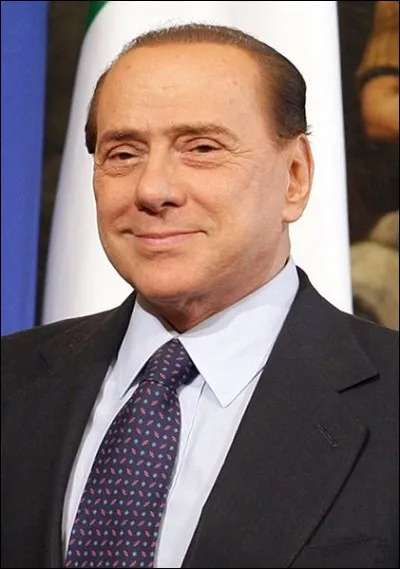 Avant de présider le Conseil des ministres, quel métier Silvio Berlusconi faisait-il ?