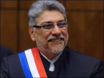 Fernando Lugo a été évêque. Après cela, pendant combien d'années a-t-il présidé le Paraguay ?