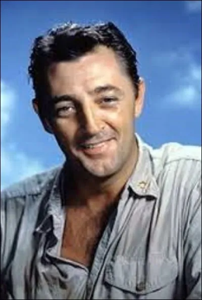 06 août, Bridgeport (Connecticut), États-Unis, ce jour-là naît l'acteur de film noir et chanteur, Robert Mitchum. Grand comédien, il joue notamment dans "La Griffe du passé", en 1947, "La Nuit du chasseur", en 1955, ou dans "La Bataille du Midway", en 1976. En 1990, il interprète le rôle de "Prof. Forrester" dans le film français "Présumé dangereux" ; qui est le réalisateur de ce long-métrage ?