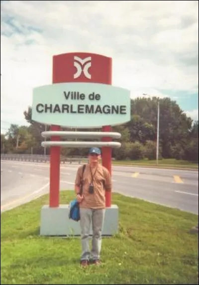 Un petit effort de concentration et de m&eacute;moire, et la ville vous donne le nom de l'interpr&egrave;te !