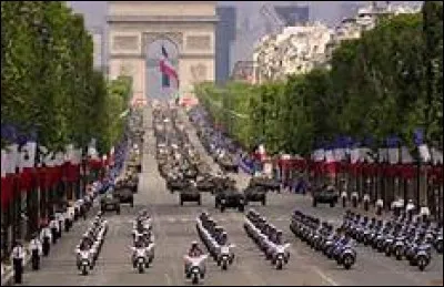 Quelle est cette grande ville de France en fête ?