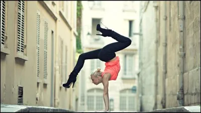 Laquelle de ces gymnastes a été double championne olympique ?
