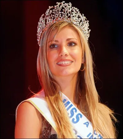 Alexandra Rosenfeld a été élue Miss France 2006. Lors de l'élection pourquoi s'est-on moqué d'elle ?