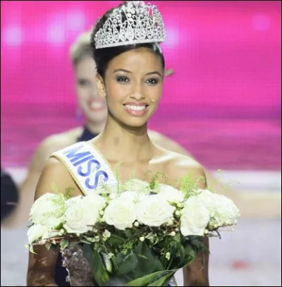 Flora Coquerel est la Miss France 2014. Lors de son élection, une polémique sur les votes a éclaté. Quelle région a dénoncé le fait que ses votes n'avaient pas été comptabilisés ?