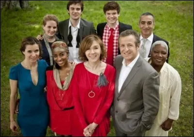 Cette famille vit tout près d'une ville. Laquelle ?