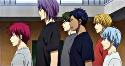 Qui s'incruste à la soirée durant laquelle ils jouent aux fléchettes ?