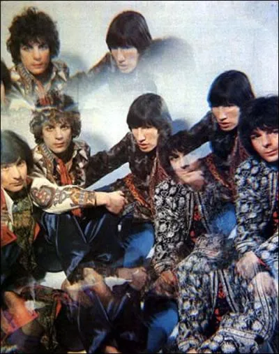 1967. Un album nomm ''The Piper At The Gates Of Dawn'' fait sa sortie dans les magasins.