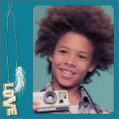 Quel est le nom de famille de Mango ?