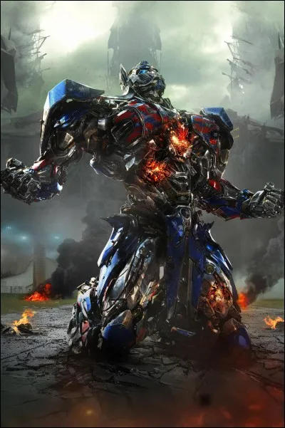À la fin du 4 ème film, que fait le chef des gentils Transformers ?