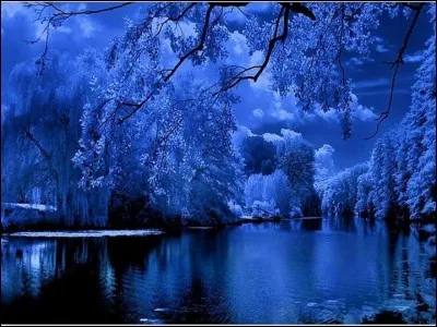 En fait, le bleu est rouge.