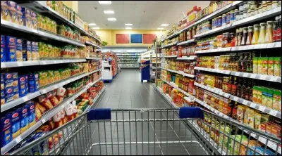 Quelle marque n'est pas celle d'un supermarché ?