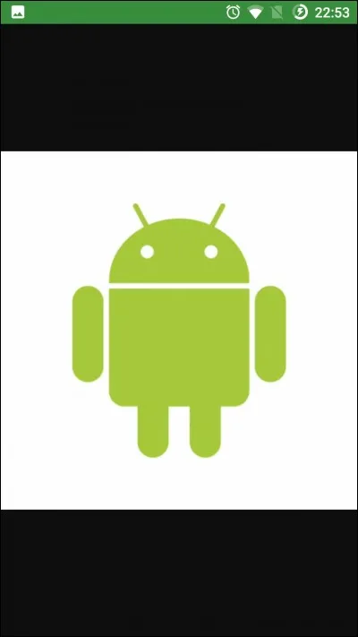 Quel est ce petit robot vert ?