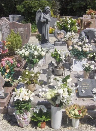 Où et quand est-il mort ?