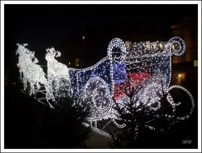 Qui se chauffe au soleil, Noël, en ton saint jour,