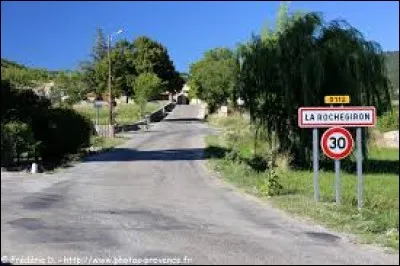 Nous partons en région P.A.C.A., à La Rochegiron. Petit village de 93 habitants de l'arrondissement de Forcalquier, au pied de la montagne de Lure, il se situe dans le département ...
