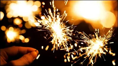 New Year's Eve - Feux d'artifice, cotillons, musiques, alcools et bonnes ambiances seront de mise ! Alcool à consommer avec modération bien sûr. C'est...