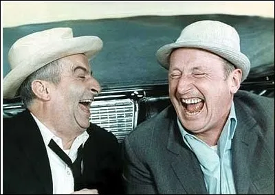 21e : Ce film retrace l'histoire vraie d'un présentateur télé arrêté aux USA en possession d'héroïne. Véritable film culte, il réunit deux monstres du cinéma français ;