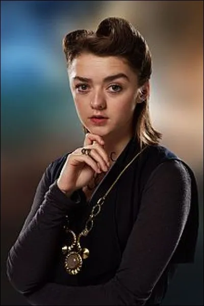 Comment Ashildr se fait-elle appeler ?