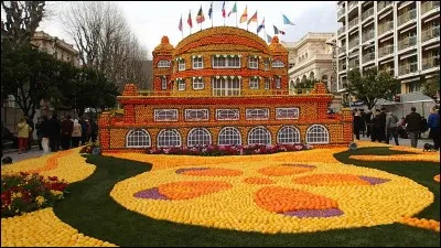 À quel moment de l'année la célèbre fête du citron de Menton se tient-elle ?