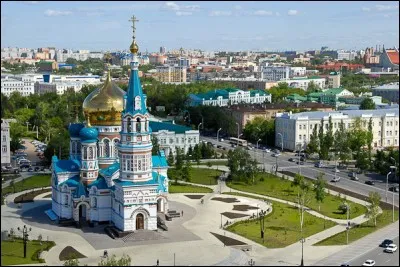 Quelle est la bonne orthographe d'Omsk en cyrillique ?