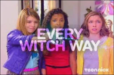 De qui le groupe est-il composé à part la blonde ?