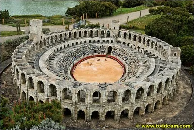 Ce sont les arènes :