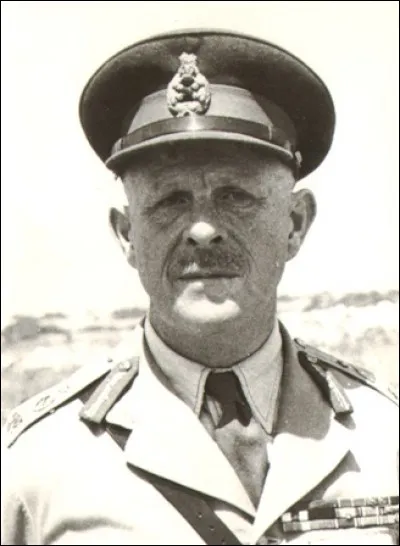 Qui a mis en place le ré-embarquement des troupes anglaises à Dunkerque ?