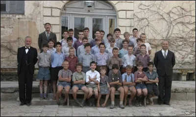 Lorsque Clément Mathieu est renvoyé, un élève veut venir avec lui. Qui est-ce ?