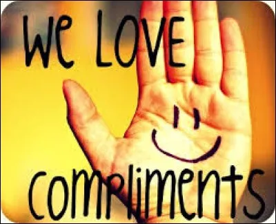 Ils nous ___ des compliments sur nos vêtements.