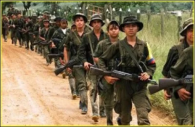 Lauren a-t-elle passé le programme d'entraînement initial de Cherub ?