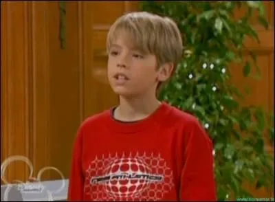 Comment s'appelle cette fille ?