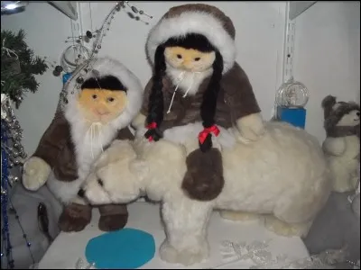 Mais après tout, tout le monde n'apprécie pas forcément la chaleur, peut-être préférez-vous déguster un mac do au phoque en buvant du sang de baleine chez ...