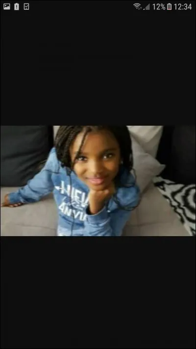 Quel est le prénom de sa sur et son frere