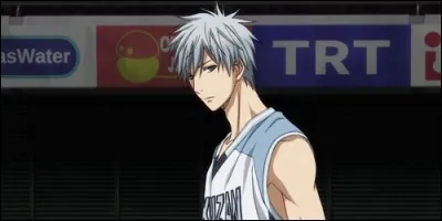 Chihiro Mayuzumi est le seul membre de Rakuzan de dernière année.