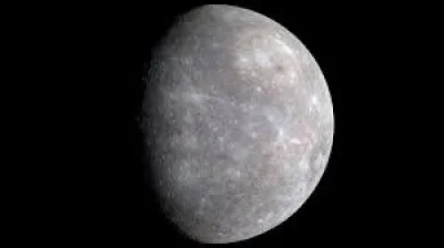 Cette planète est la plus proche du Soleil ; un jour y dure deux ans !