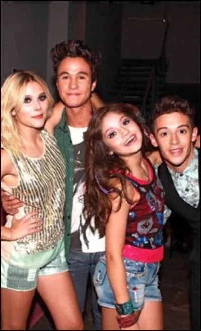 La première chanson de Luna est bien sûr...