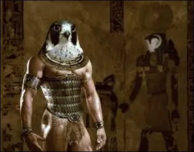 Fils d'Osiris et Isis, appelé à devenir la manifestation du pouvoir solaire sur terre. Qui est-il ?