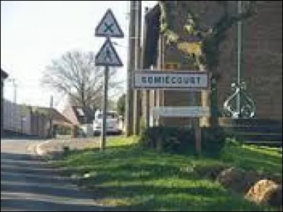 Jane 99 est cachée à Gomiécourt. Pour la voir, je dois me rendre dans cette commune de l'arrondissement d'Arras, située dans le département ...