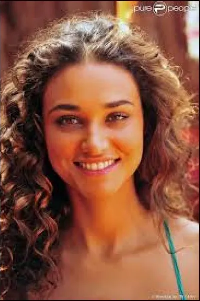 De qui Taís Suárez est-elle amoureuse ?