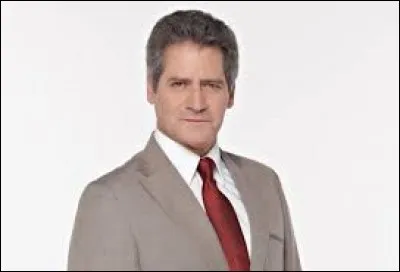 Comment s'appelle son père ?