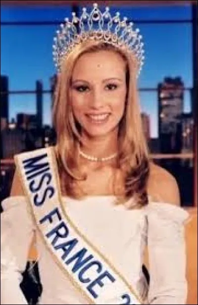 Comment Miss France 2001 s'appelle-t-elle ?