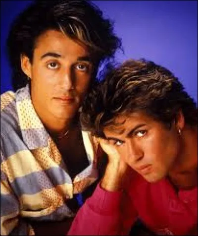 Comment s'appelle l'autre chanteur du groupe Wham! dans lequel il débuta sa carrière ?