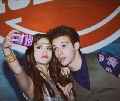 Dis-moi les épisodes où Matteo embrasse Luna.