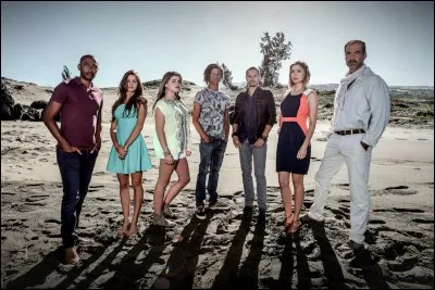 Dans la saison 3, de qui Eva tombe-t-elle amoureuse ?