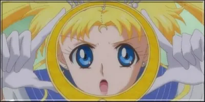 Cette arme est en réalité un élément de son costume qui se métamorphose. De quoi s'agit-il ?