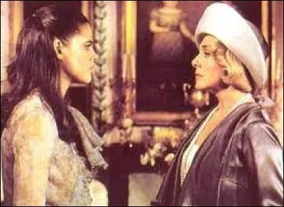 Dans le film "Le Bal du comte d'Orgel", film peut-être moins connu, elle y joue le rôle de ...