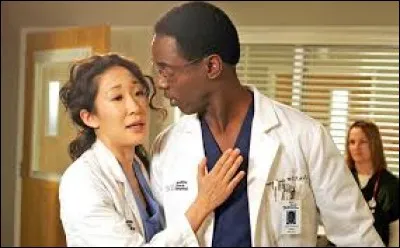 De quelle manière Cristina rencontre-t-elle les parents de Burke ?