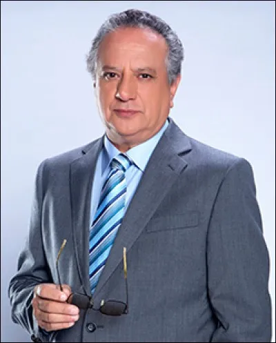 Comment s'appelle Eduardo Ibarrola ?